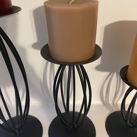 🕯️ Set of Candle Holders with Candles 🕯️ - Picture 3 of 6